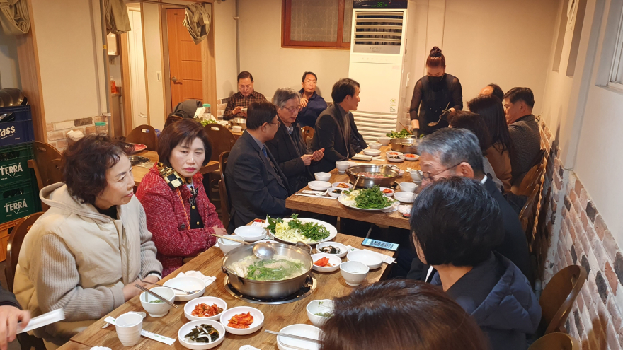 식사뉴.jpg